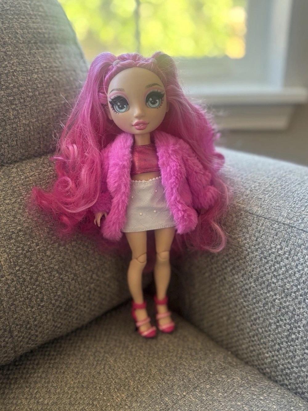 Rainbow High Stella Monroe Fashion Doll Fuchsia (Hot Pink)